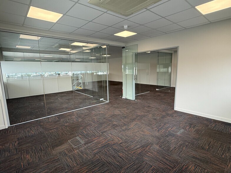 Star Rd, Horsham to rent - Interior Photo - Image 3 of 8