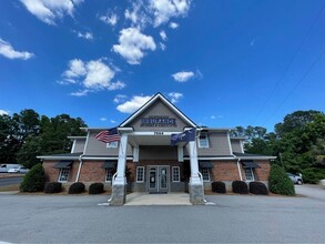 7554 Woodrow St, Irmo, SC for rent Building Photo- Image 1 of 3