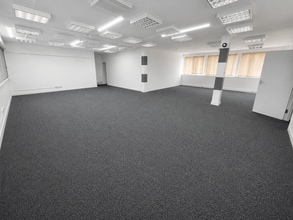 Plymouth Grove, Manchester to rent Interior Photo- Image 2 of 6