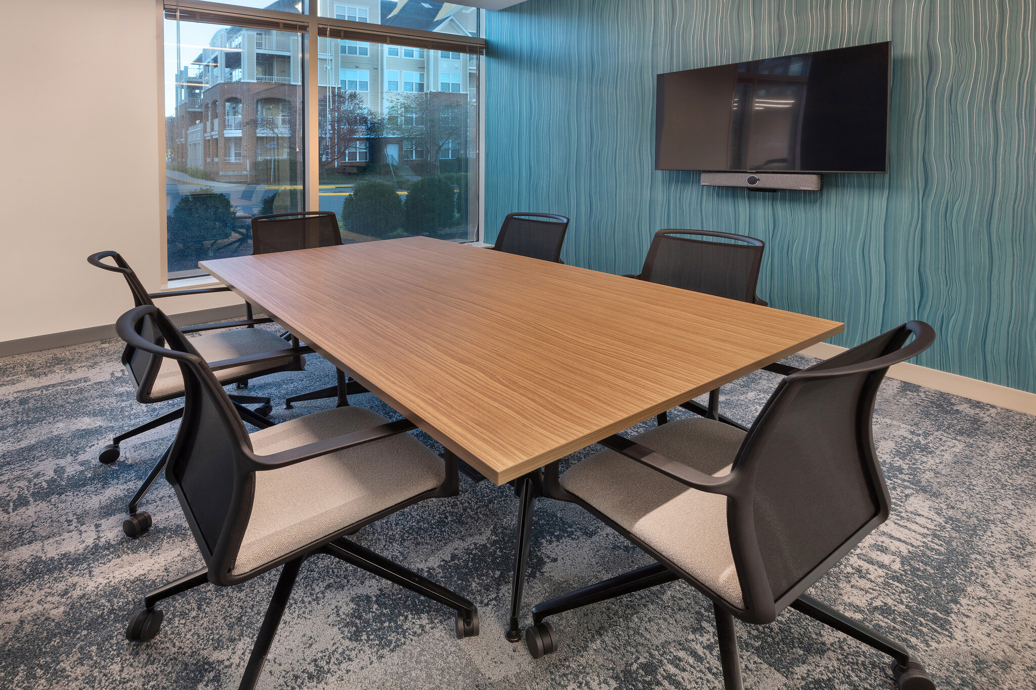 2650 Park Tower Dr, Merrifield, VA to rent Interior Photo- Image 1 of 5