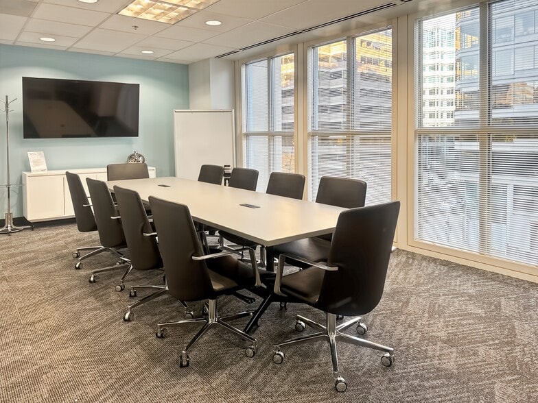 1300 I St NW, Washington, DC to rent - Interior Photo - Image 2 of 14