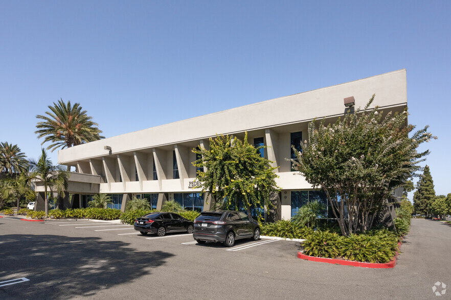 1400 Reynolds Ave, Irvine, CA for sale - Building Photo - Image 1 of 1