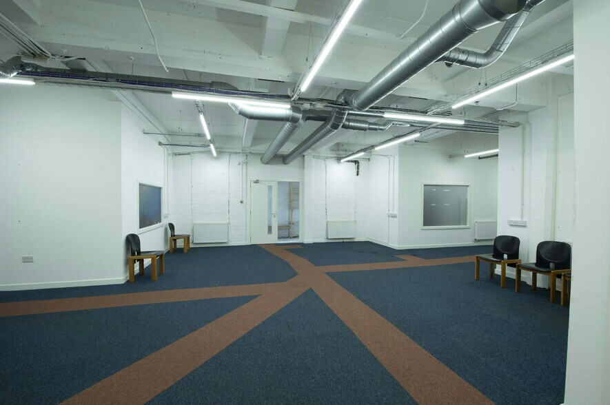 60 Tradeston St, Glasgow to rent - Building Photo - Image 2 of 6