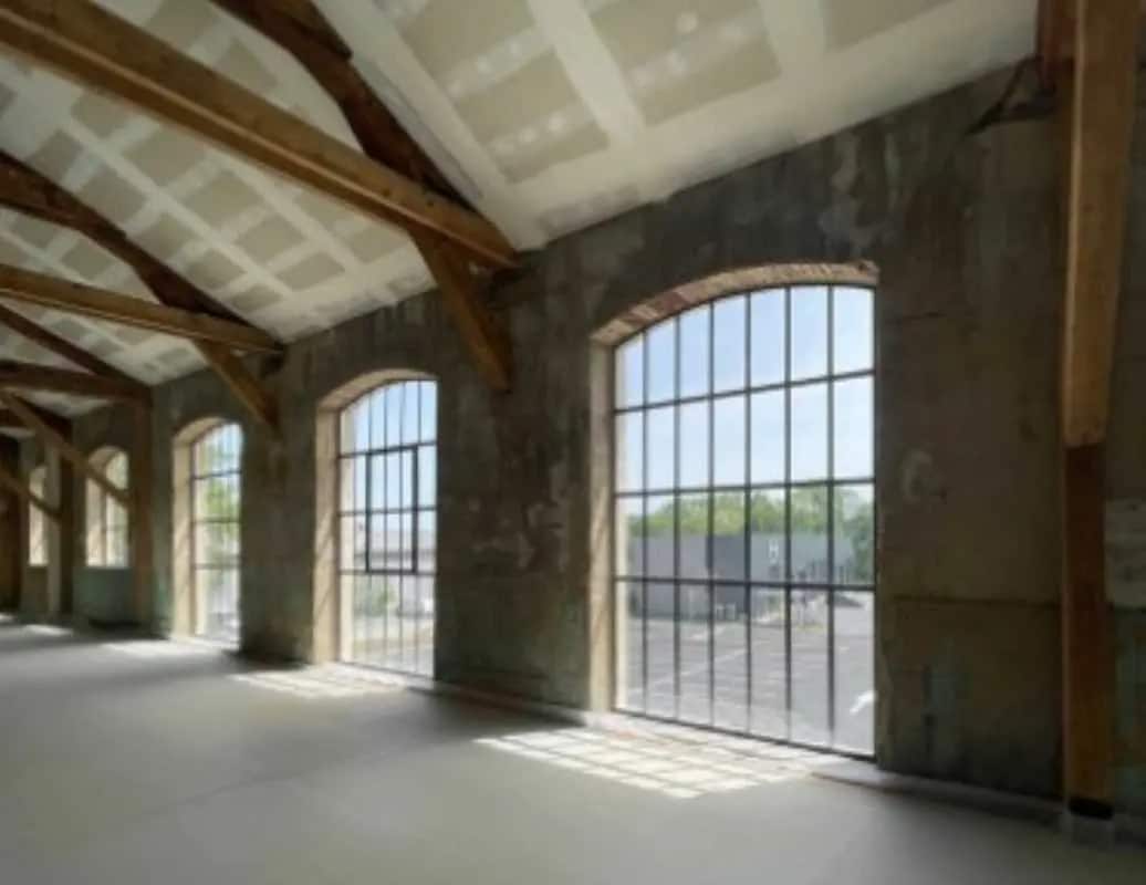 Industrial in Chaponost for sale Building Photo- Image 1 of 14