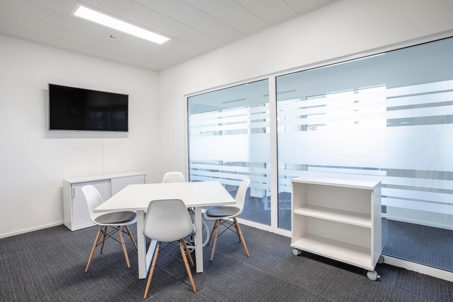 1 Bridge St, Banbridge to rent - Interior Photo - Image 3 of 11