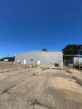 2300 US-259 BUS, Kilgore, TX for rent Building Photo- Image 1 of 29