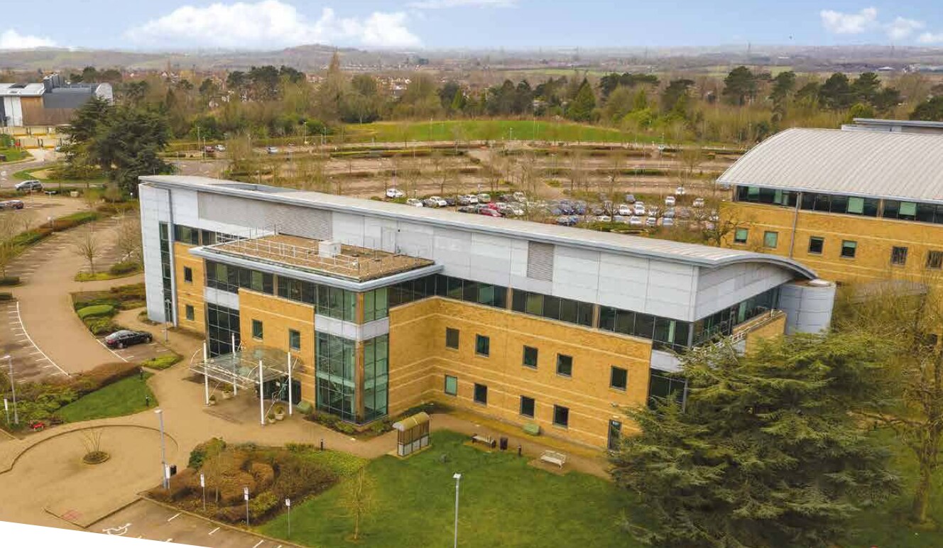 King Edward Avenue, Leicester LE19 0LF UK