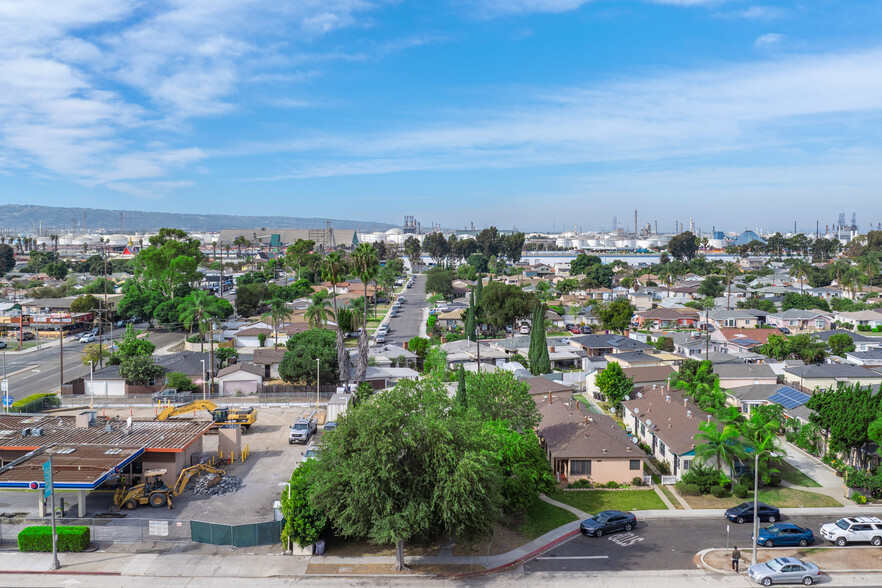 2633 Santa Fe Ave, Long Beach, CA for sale - Primary Photo - Image 1 of 15