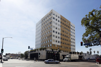 2000-2010 Wilshire Blvd, Los Angeles, CA for sale Building Photo- Image 1 of 1