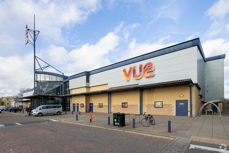 Cook Rd, Dagenham for sale - Primary Photo - Image 1 of 1