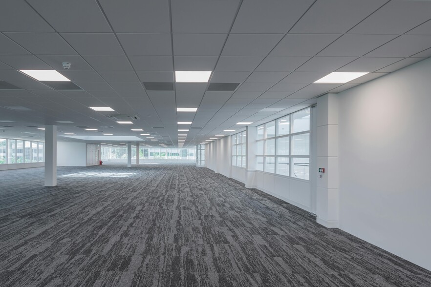 900 Pavilion Dr, Northampton to rent - Building Photo - Image 3 of 19