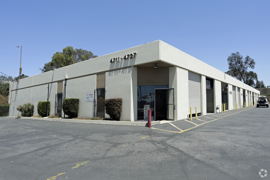 4719 E Washington Blvd, Commerce, CA for rent - Building Photo - Image 1 of 9