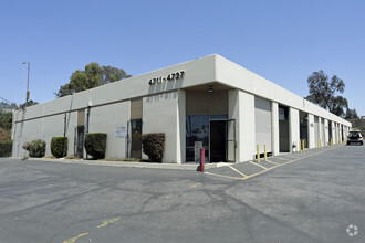 4719 E Washington Blvd, Commerce, CA for rent Building Photo- Image 1 of 10