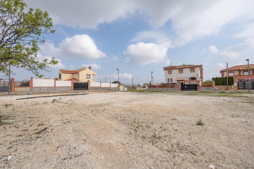 Calle Geranio, 29, Cúllar Vega, Granada for sale - Building Photo - Image 2 of 50