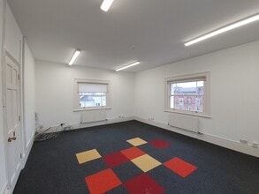 1 Mount Ephraim Rd, Tunbridge Wells to rent Interior Photo- Image 2 of 4