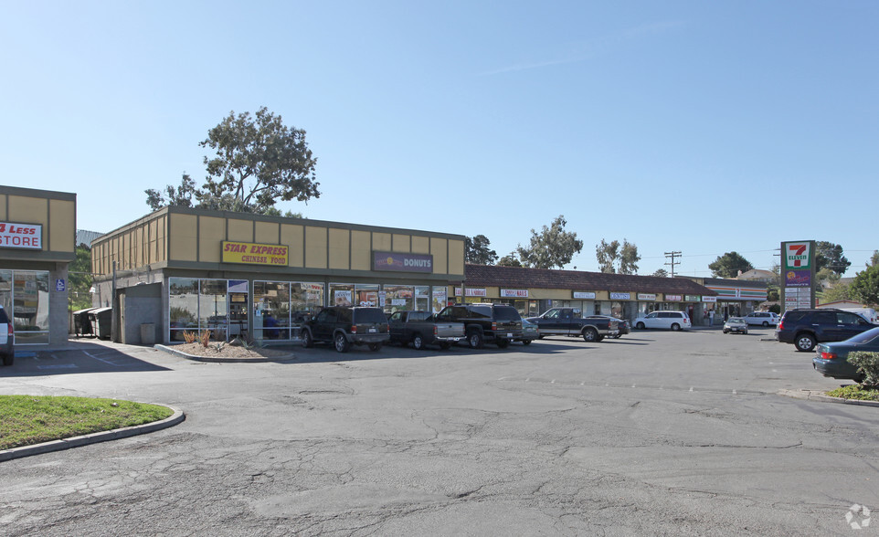 3100-3142 Plaza Blvd, National City, CA for rent - Building Photo - Image 2 of 23