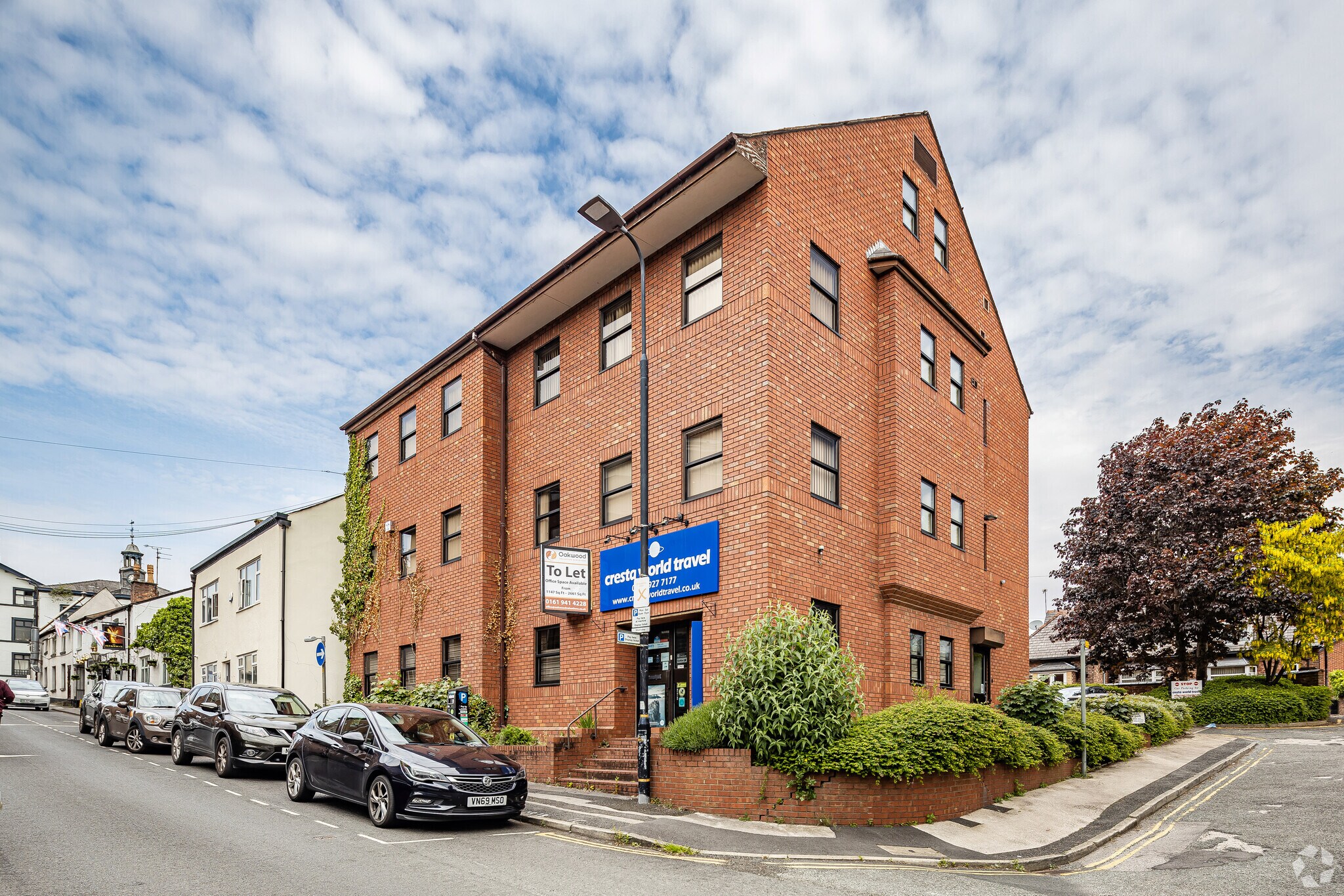 32 Victoria St, Altrincham for sale Primary Photo- Image 1 of 1