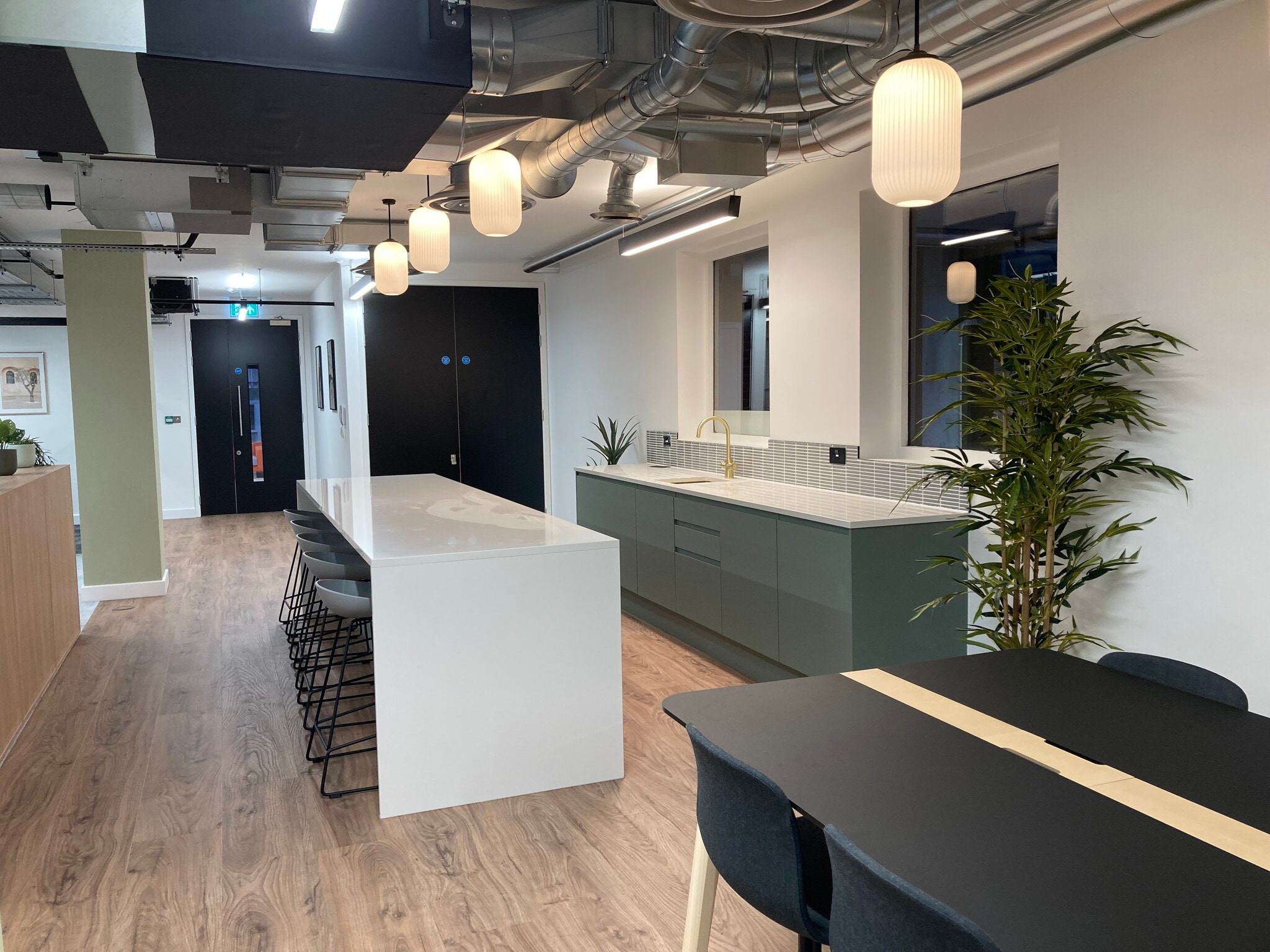 Queen Charlotte St, Bristol to rent Other- Image 1 of 6