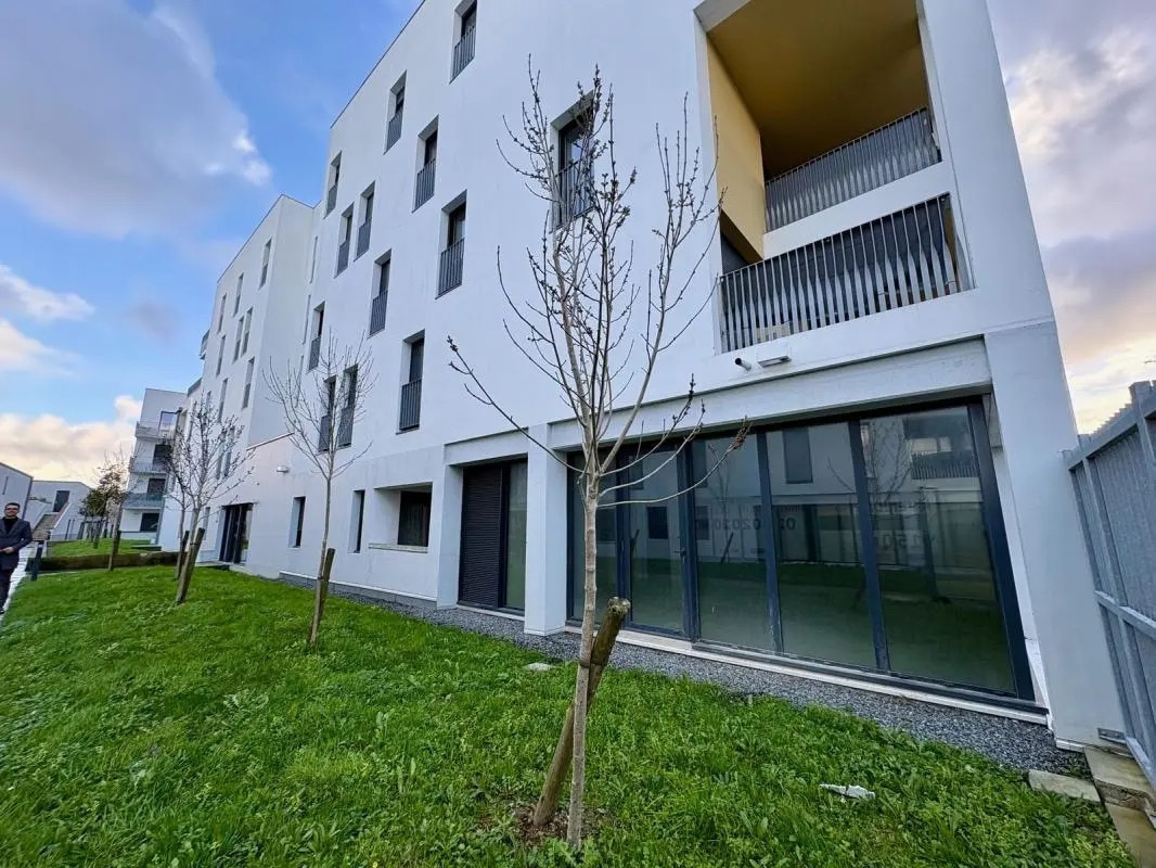 Office in Nantes for sale Building Photo- Image 1 of 5