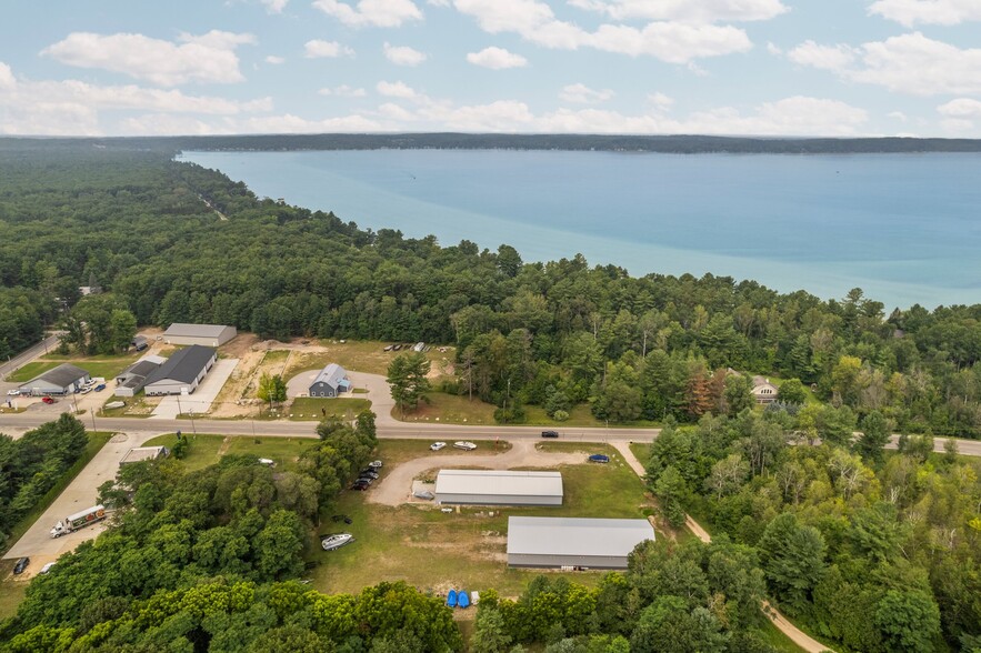 11891 S East Torch Lake Dr, Alden, MI for sale - Building Photo - Image 1 of 1