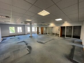 Broad St, Launceston to rent Interior Photo- Image 2 of 5