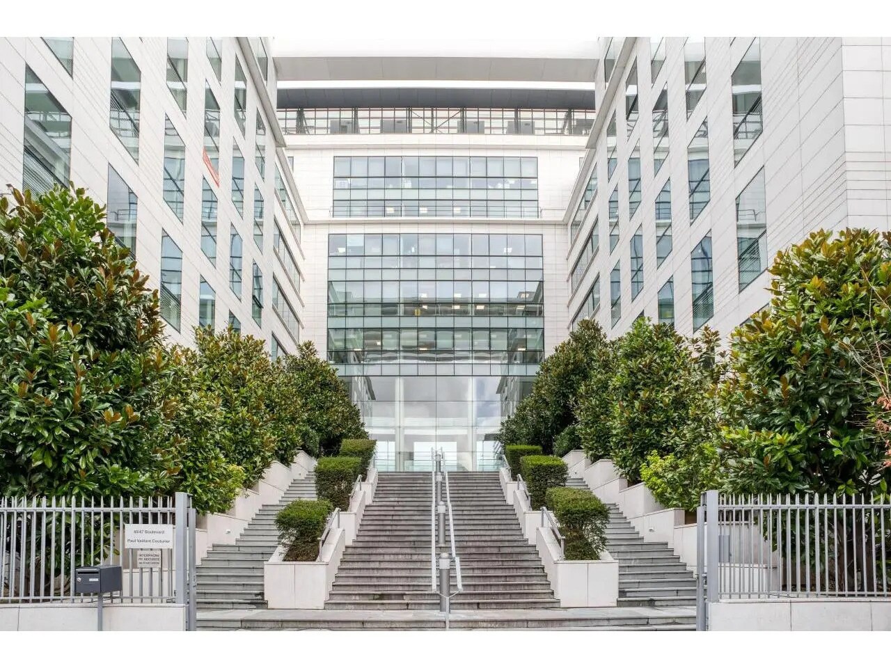 45 Quai Jean Compagnon, Ivry-sur-Seine to rent Building Photo- Image 1 of 14