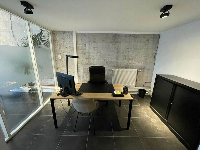 Office in Lyon to rent - Interior Photo - Image 3 of 12