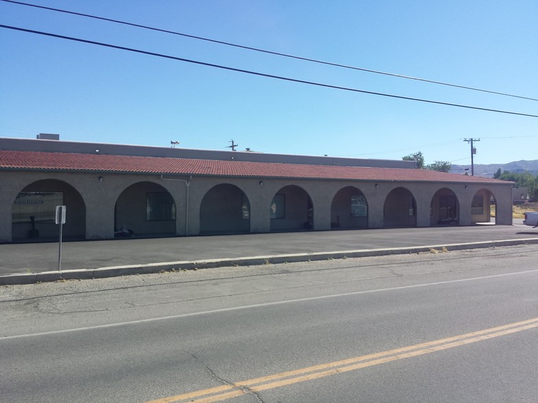 215 W Bridge St, Yerington, NV for rent - Building Photo - Image 3 of 7