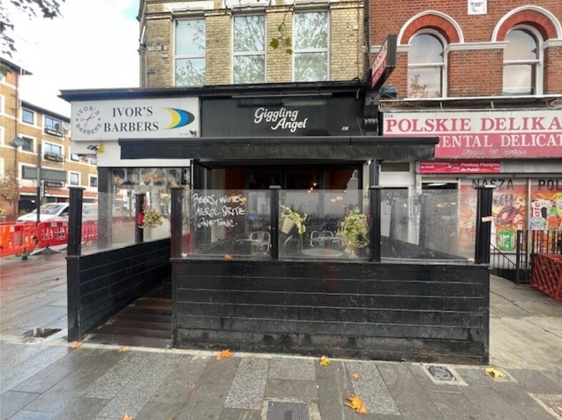 338 Kilburn High Rd, London for rent - Building Photo - Image 1 of 1