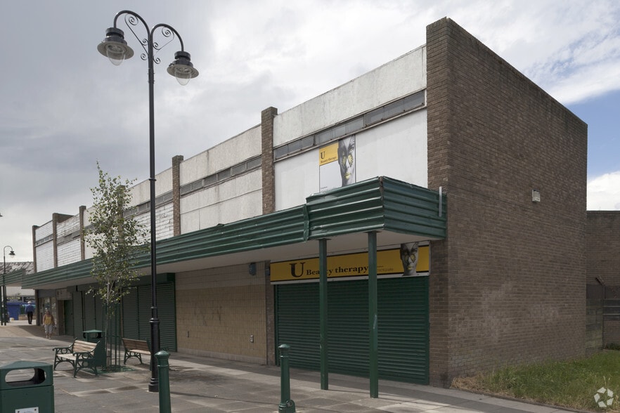 97-105 High St, Eston to rent - Building Photo - Image 3 of 3