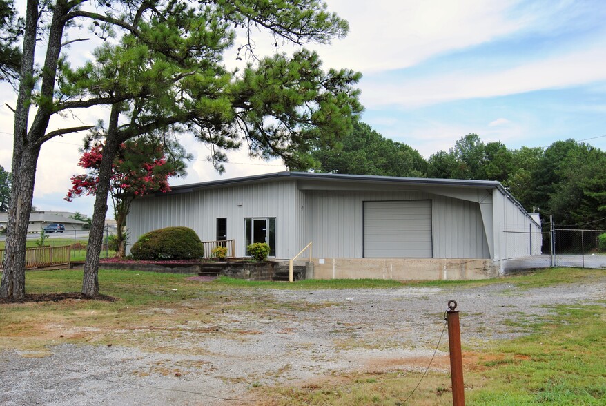 835 Mcentire Ln, Decatur, AL for rent - Building Photo - Image 1 of 17