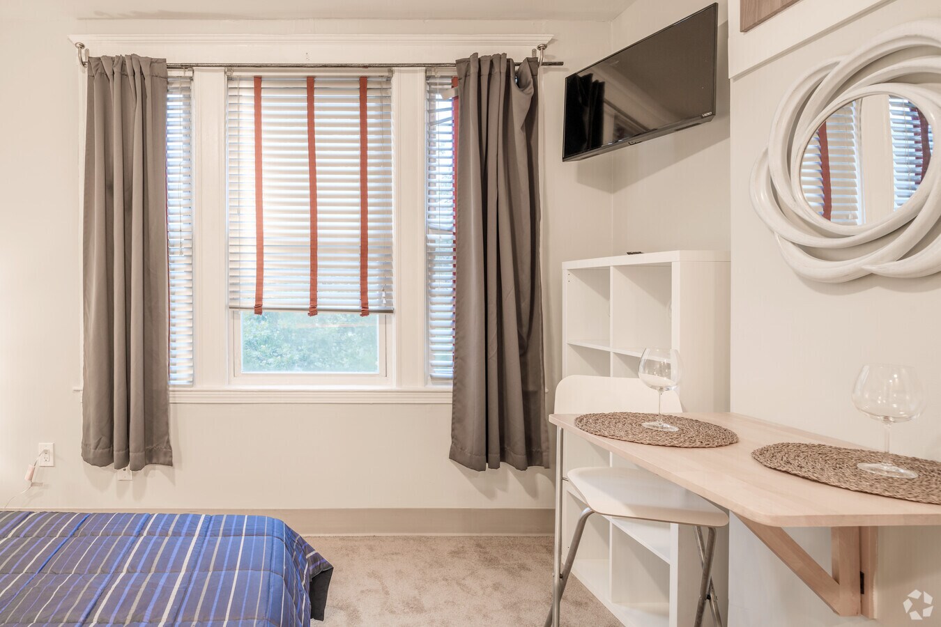 3 Cottage Ave, Quincy 02169 Nova Suites UK