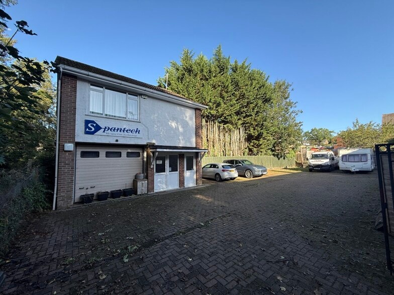Lagham Rd, Godstone for sale - Building Photo - Image 1 of 9
