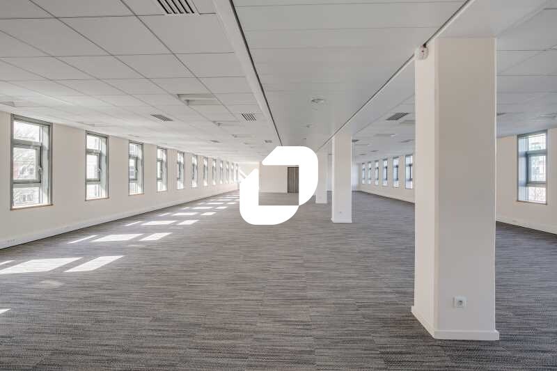 Office in Rueil Malmaison to rent - Interior Photo - Image 3 of 35