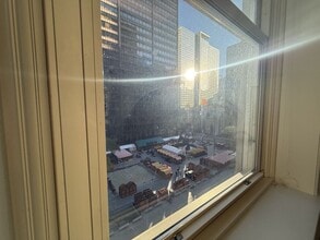 77 W Washington St, Chicago, IL to rent Interior Photo- Image 1 of 9