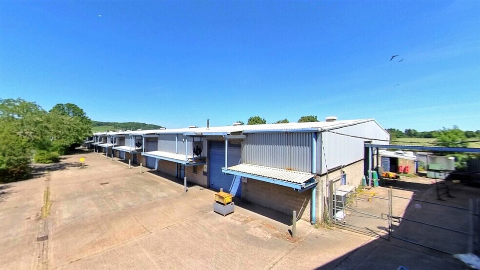 Orchard Industrial Est, Cheltenham GL54 5EB UK