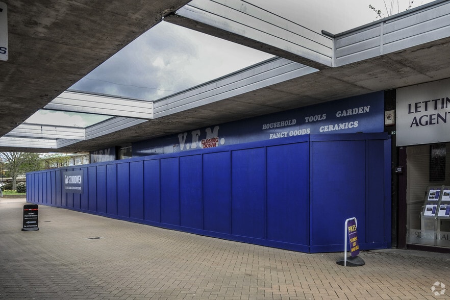 1-5 The Arcade, Hatfield for sale - Building Photo - Image 1 of 1