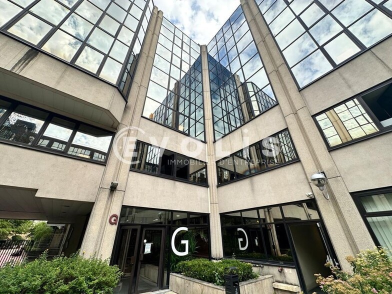 150 Rue Gallieni, Boulogne-Billancourt to rent - Building Photo - Image 1 of 13