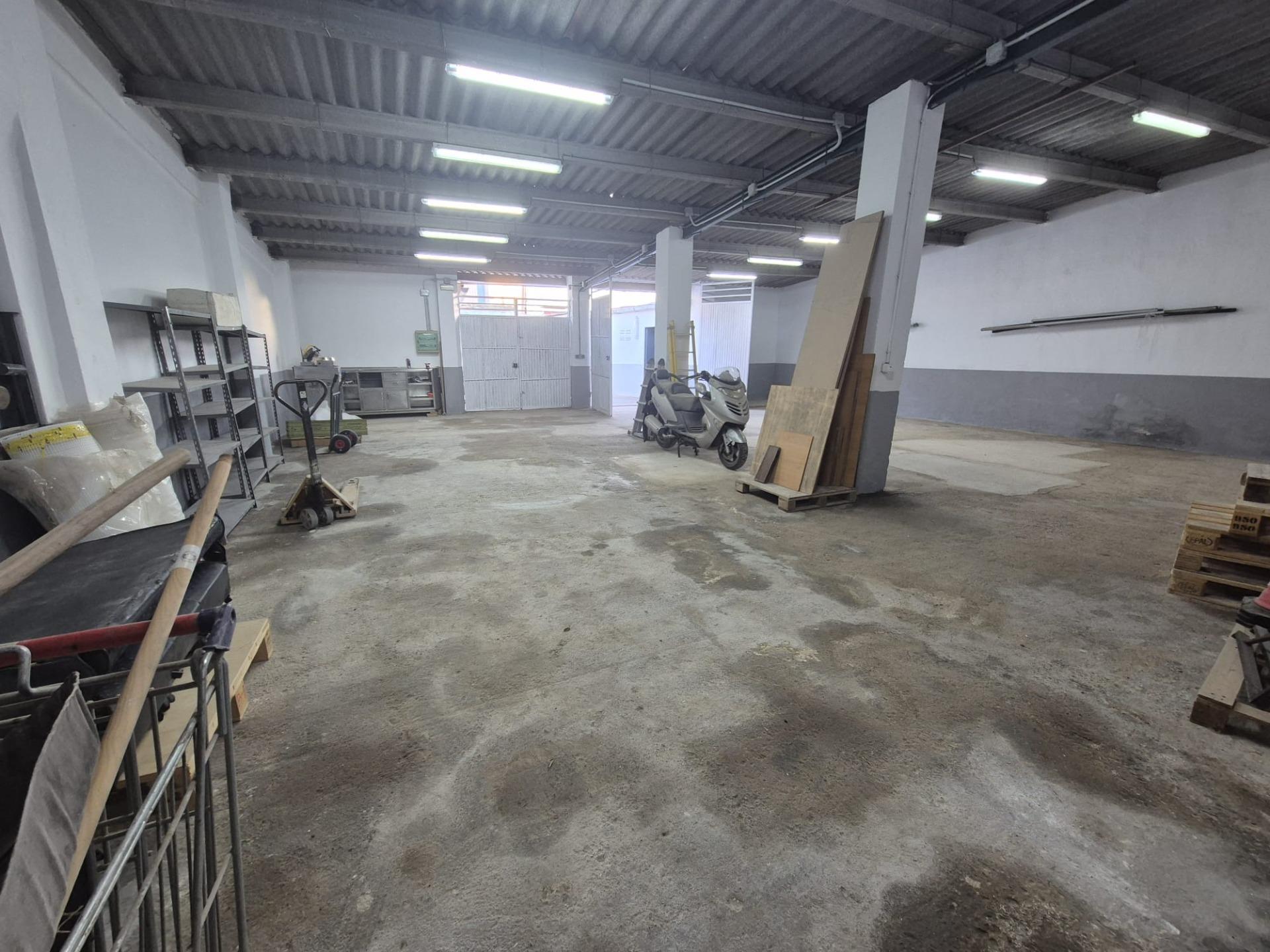 Industrial in Llíria, Valencia for sale Primary Photo- Image 1 of 19