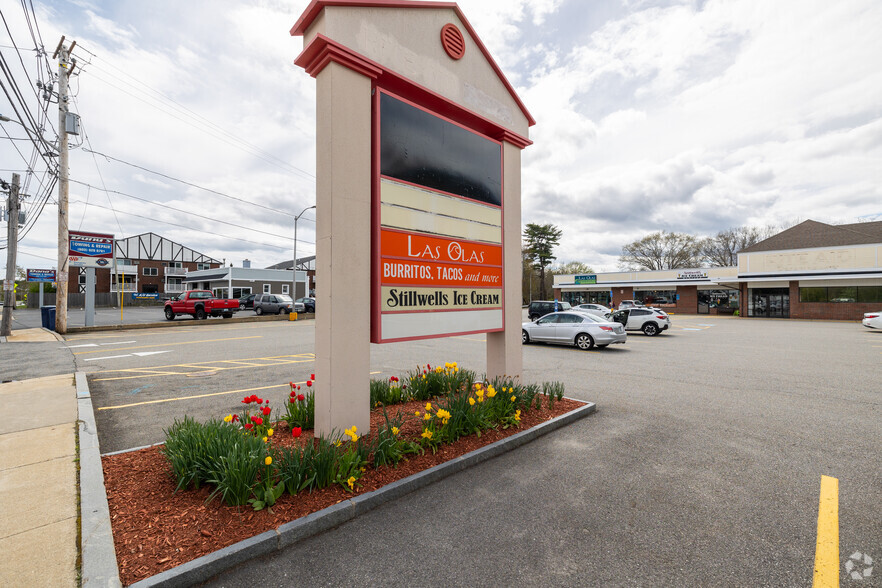 350-358 Lafayette Rd, Hampton, NH for rent - Building Photo - Image 3 of 6