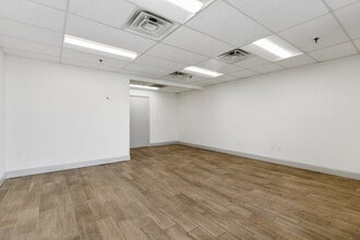 7950-7966 NW 14th St, Miami, FL to rent Interior Photo- Image 2 of 10