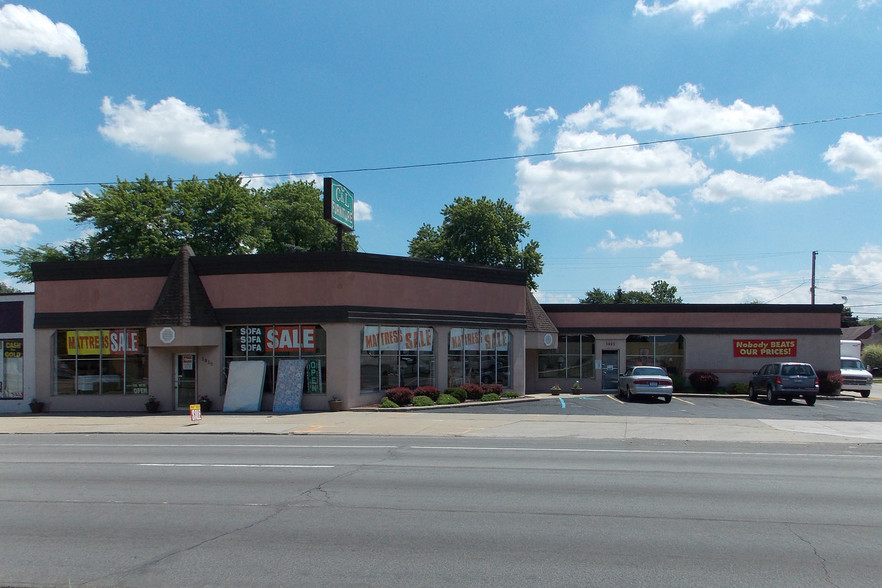 3825-3865 Fort St, Lincoln Park, MI for sale - Primary Photo - Image 1 of 1