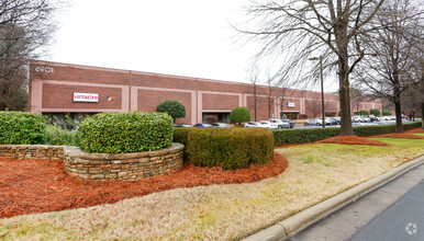 6901 Northpark Blvd, Charlotte, NC for sale Primary Photo- Image 1 of 1