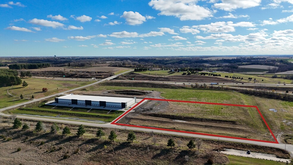 4500 SE Army Post Rd, West Des Moines, IA for rent - Aerial - Image 1 of 10