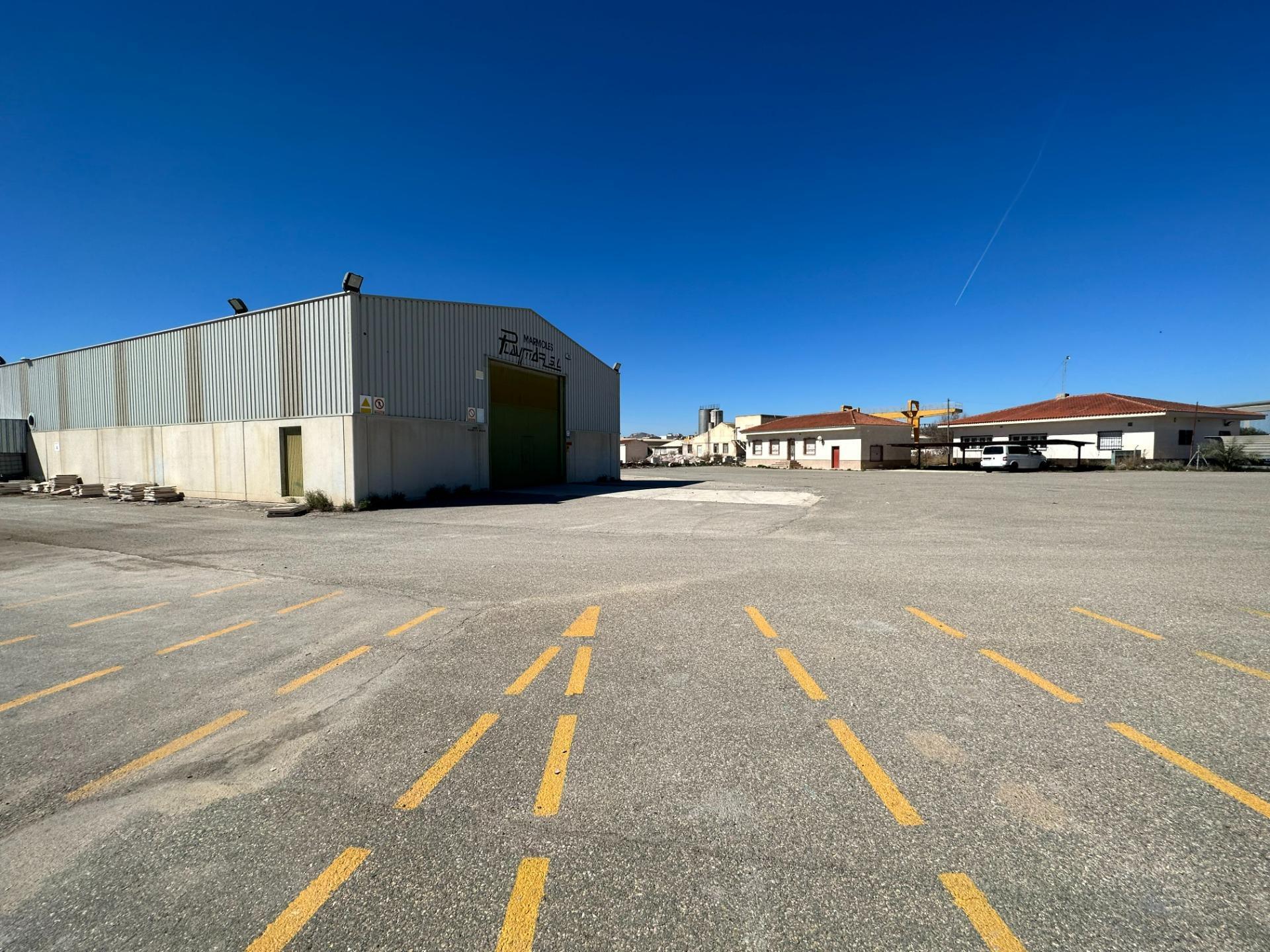 Industrial in Monforte del Cid to rent Building Photo- Image 1 of 14