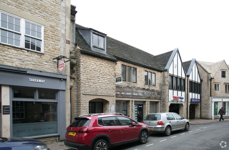 39 Castle St, Cirencester for rent - Building Photo - Image 2 of 3