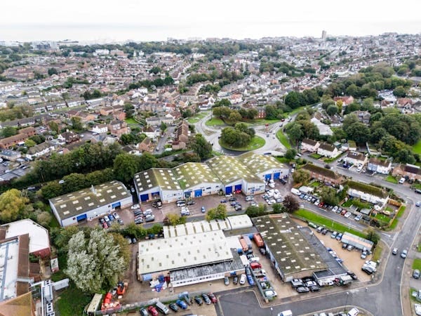 1-4 Durban Park, Bognor Regis to rent Primary Photo- Image 1 of 3