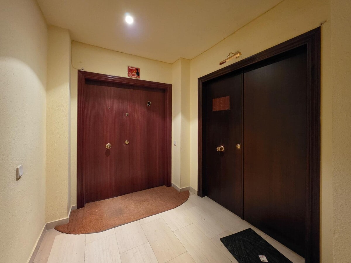 Lleida, LER 25001 - Unit - - - Interior Photo - Image 1 of 20