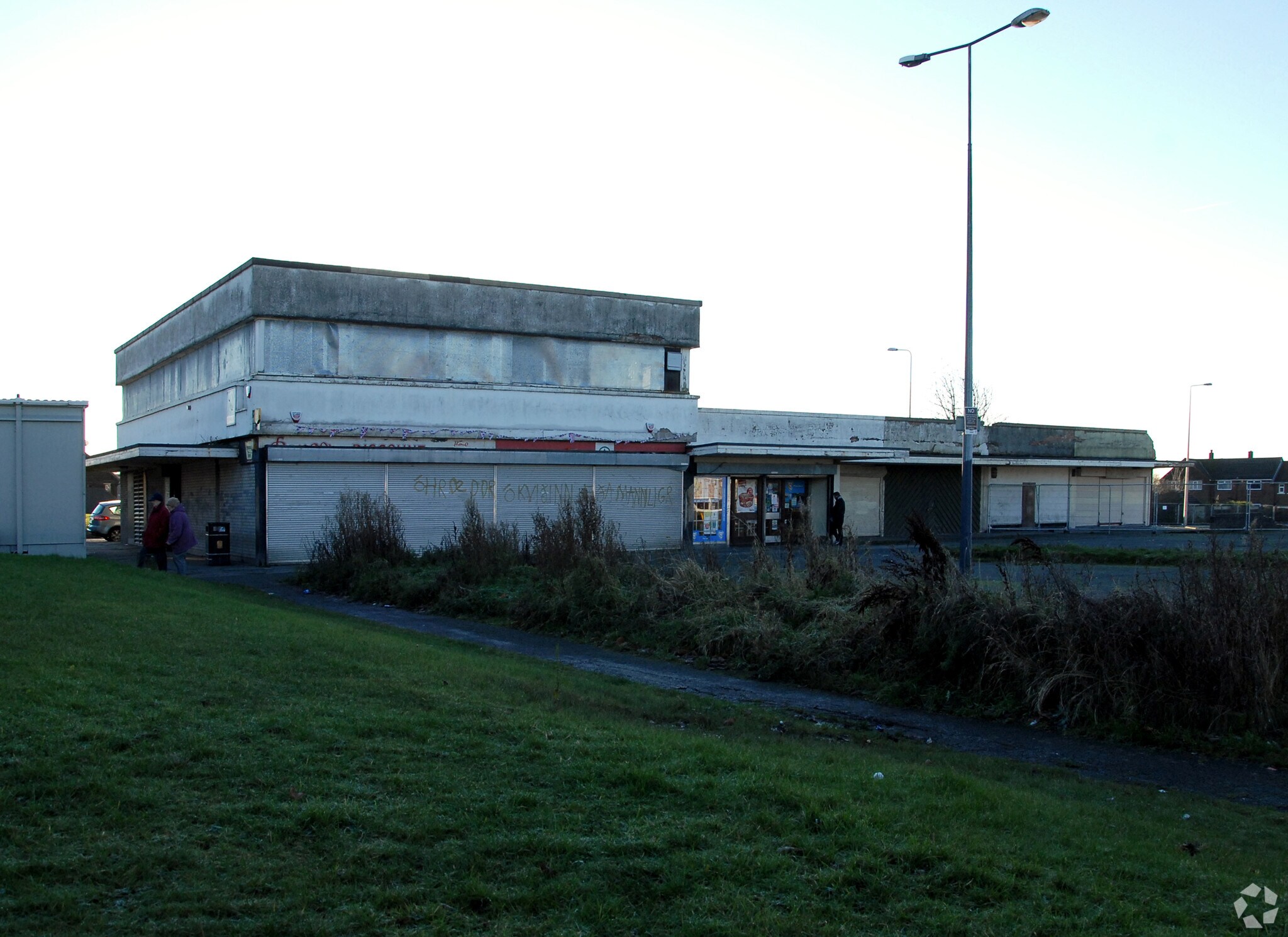 1-33 Borsdane Ave, Wigan to rent Building Photo- Image 1 of 3