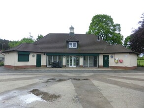 234 Rugeley Rd, Cannock to rent Building Photo- Image 1 of 4